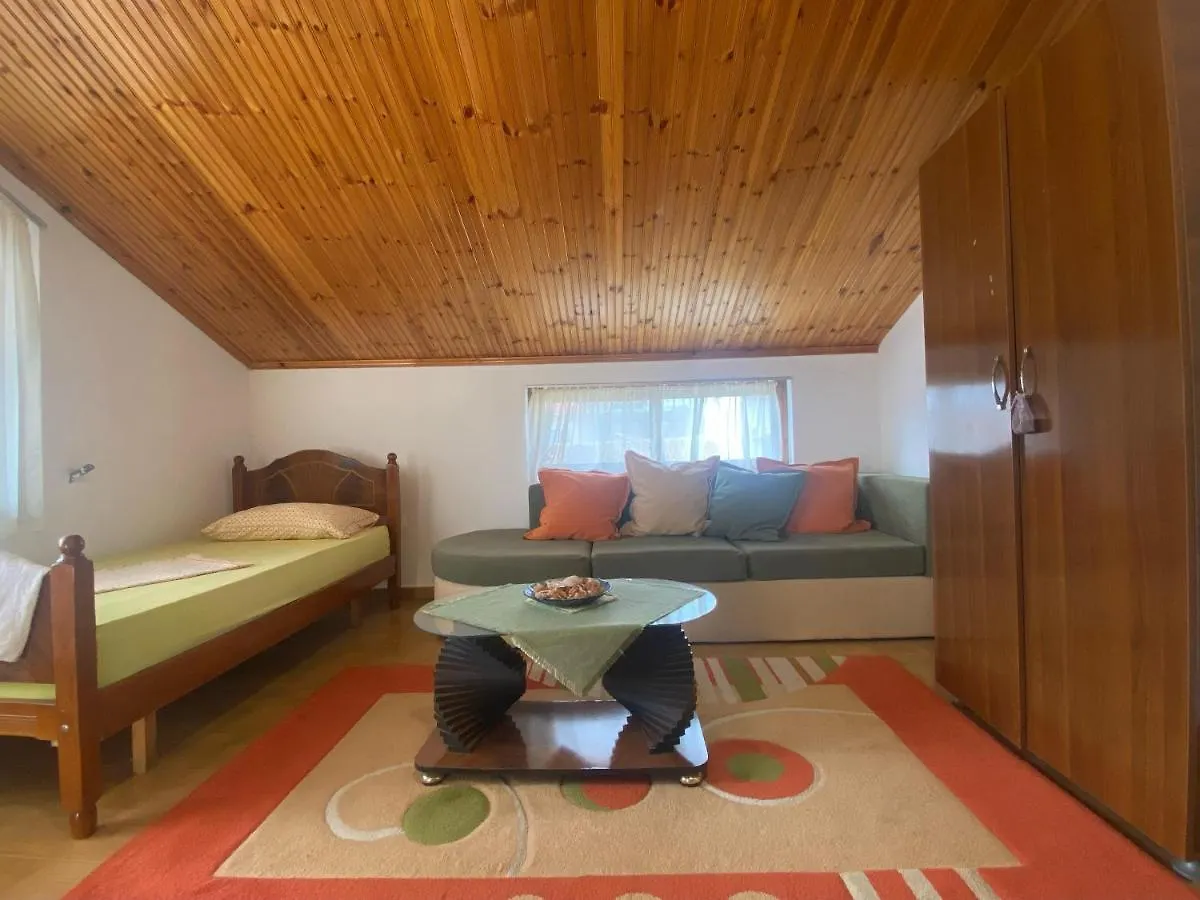 Auberge de jeunesse Happy Corner Guest House Shkodër