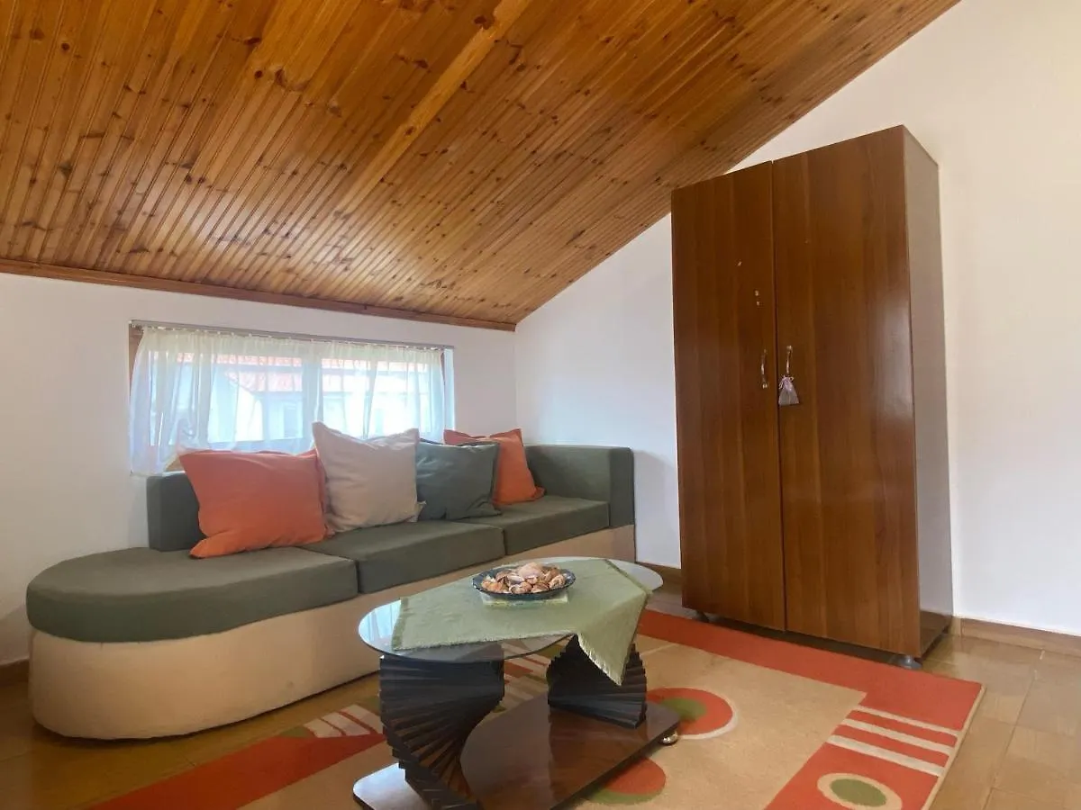 Happy Corner Guest House Shkodër 0*,