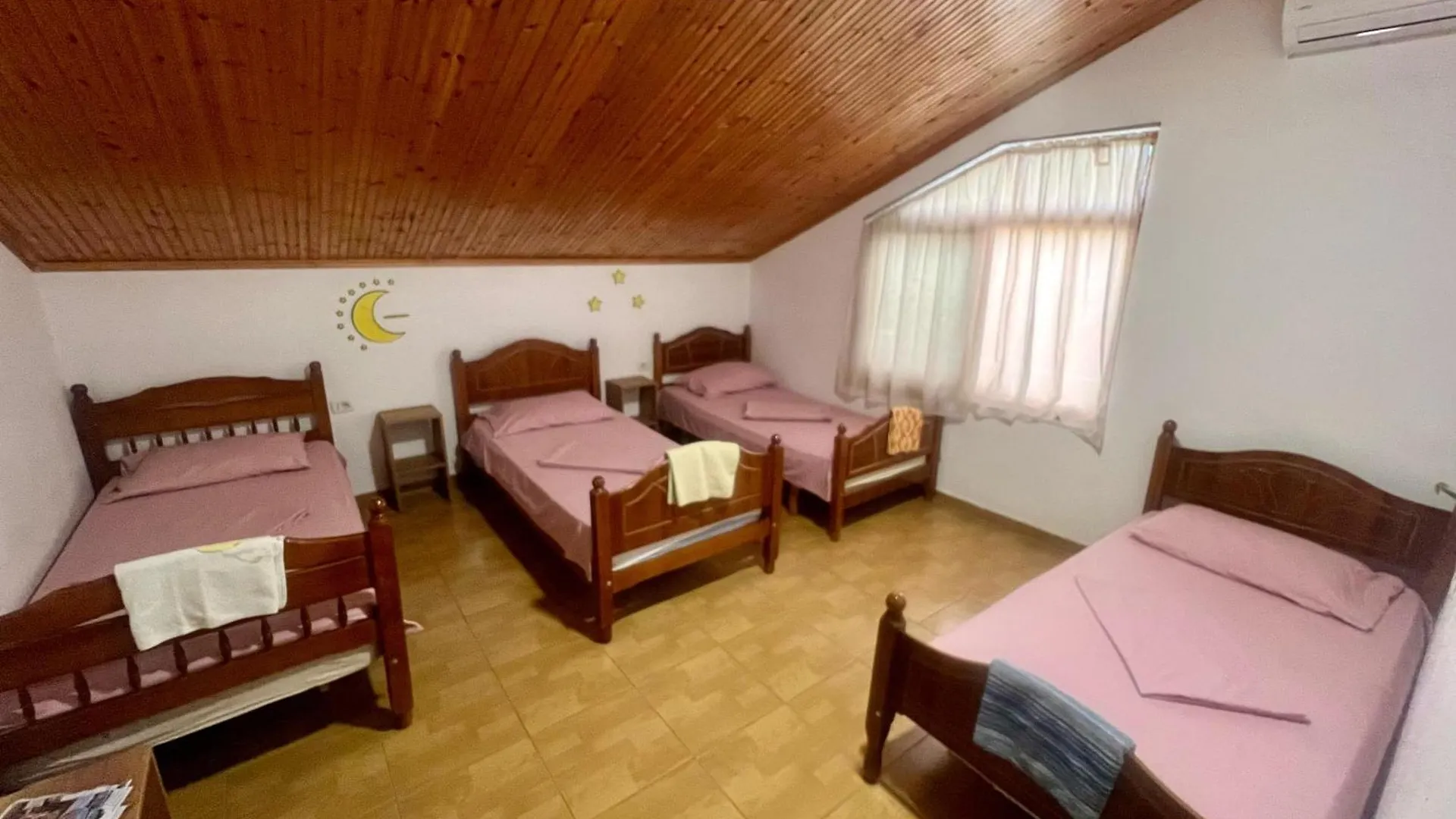 Auberge de jeunesse Happy Corner Guest House Shkodër