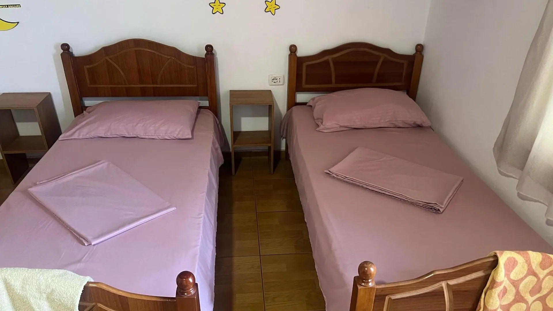 Happy Corner Guest House Shkodër 0*,  Albanie
